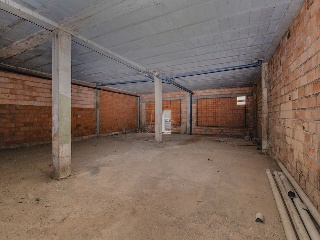 18143-0001 28