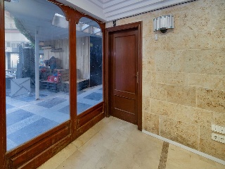 Local comercial en Av Alcoy - Benidorm - 10