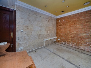 Local comercial en Av Alcoy - Benidorm - 22