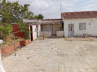 Chalet independiente en ur.  Alarilla 2