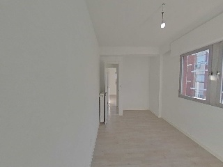 Piso en C/ San Lamberto, Madrid 19
