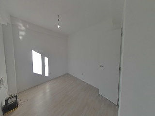 Piso en C/ San Lamberto, Madrid 21