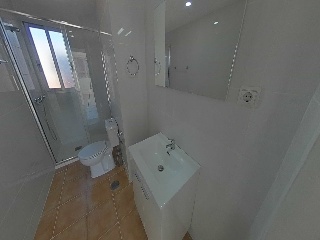 Piso en C/ San Lamberto, Madrid 25