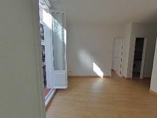 Piso en venta en Madrid de 63  m²