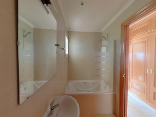 Vivienda en C/ Manzanilla de la Torre  26