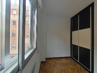 Vivienda en Av del Parque  17