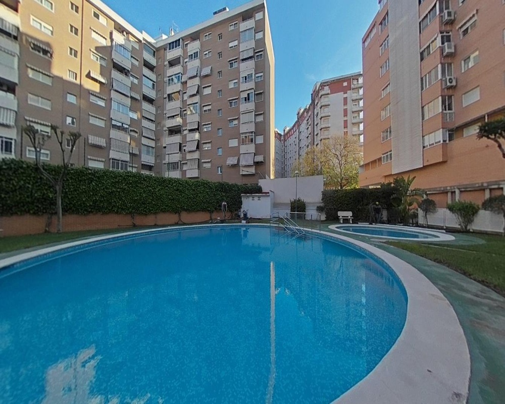Vivienda en Av Cardenal Francisco Álvarez 