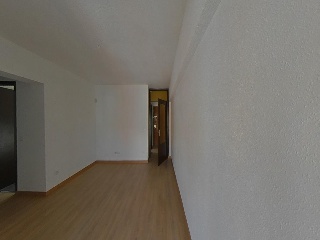 Vivienda en C/ Bañeza 4
