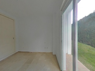 Piso en C/ Ojen 6