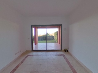 Vivienda con garaje y trastero en C/ Pico Alcazaba 6