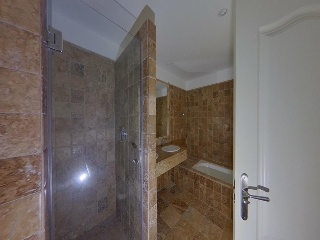 Vivienda con garaje y trastero en C/ Pico Alcazaba 22