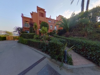 Vivienda con garaje y trastero en C/ Pico Alcazaba 30