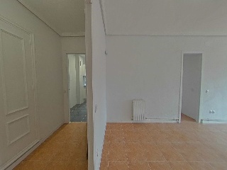 Piso en C/ Besolla, Madrid 5