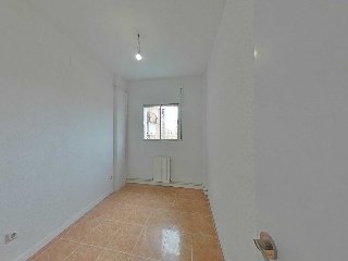 Piso en C/ Besolla, Madrid 9