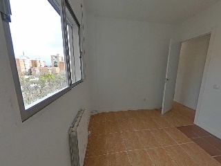 Piso en C/ Besolla, Madrid 11