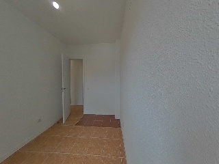 Piso en C/ Besolla, Madrid 12