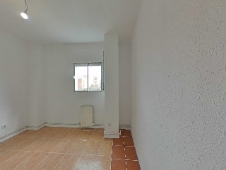 Piso en C/ Besolla, Madrid 20