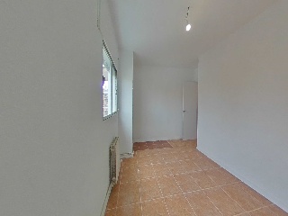 Piso en C/ Besolla, Madrid 22