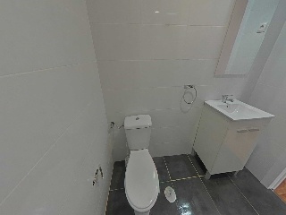 Piso en C/ Besolla, Madrid 46