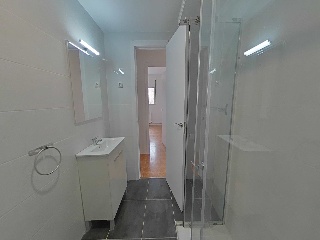 Piso en C/ Besolla, Madrid 47
