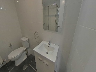 Piso en C/ Besolla, Madrid 49