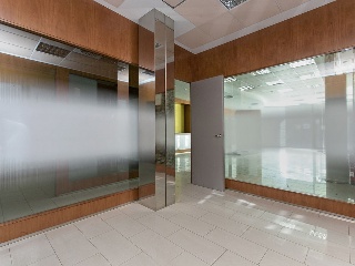 Local con garajes en Ps Pere III - Manresa - Barcelona 4