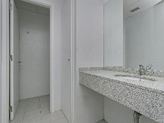 Local con garajes en Ps Pere III - Manresa - Barcelona 13