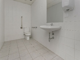 Local con garajes en Ps Pere III - Manresa - Barcelona 14