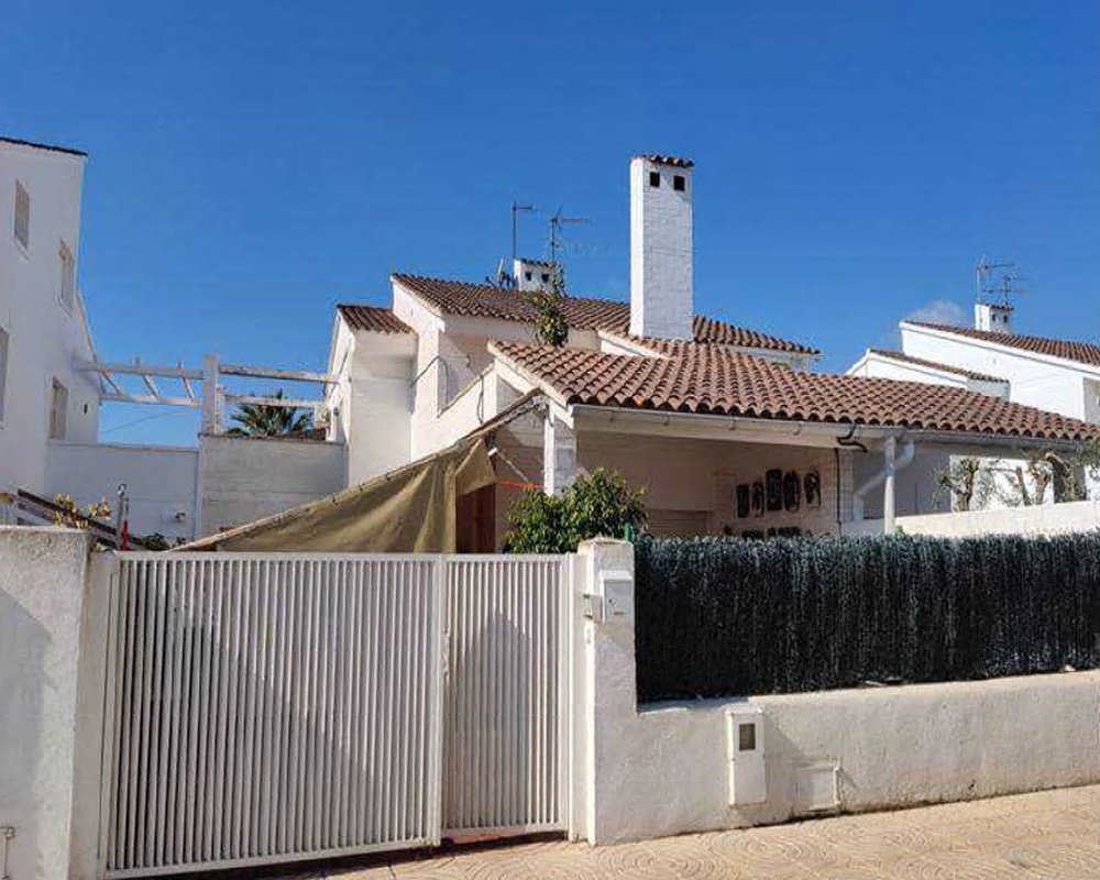Chalet adosado en C/ Eliseu Meifren, Cambrils (Tarragona)