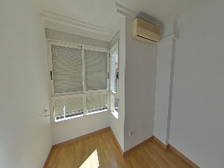 Piso con garaje en C/ Maria de Molina, Valencia 11