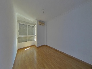 Piso con garaje en C/ Maria de Molina, Valencia 17