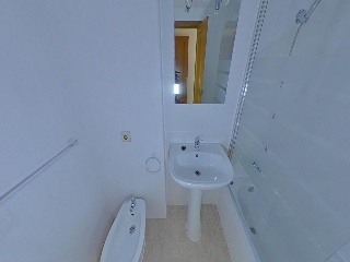 Piso con garaje en C/ Maria de Molina, Valencia 23