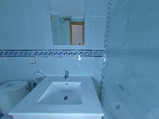 Piso con garaje en C/ Maria de Molina, Valencia 25