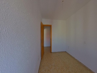 Piso en C/ Conde de Torrefiel 12