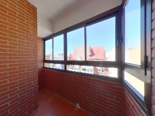 Piso en C/ Conde de Torrefiel 29