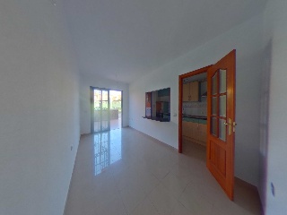 Apartamento con plaza de garaje en C/ Eneas 3