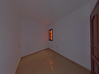 Apartamento con plaza de garaje en C/ Eneas 9