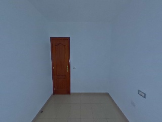 Apartamento con plaza de garaje en C/ Eneas 11
