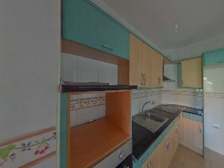 Apartamento con plaza de garaje en C/ Eneas 12