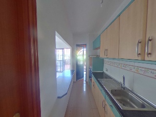 Apartamento con plaza de garaje en C/ Eneas 13