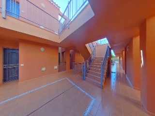 Apartamento con plaza de garaje en C/ Eneas 25