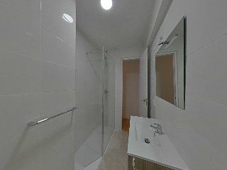 Piso en C/ Godofredo Ros - Valencia - 26