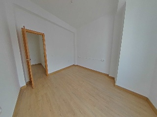 Piso en Avda Burjasot 9