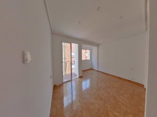 Piso en venta en Torrent de 70  m²