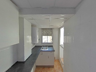 Vivienda en C/ Platero Suárez - Valencia - 19