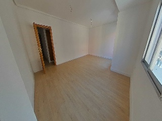 Piso en C/ Venezuela, Valencia 5