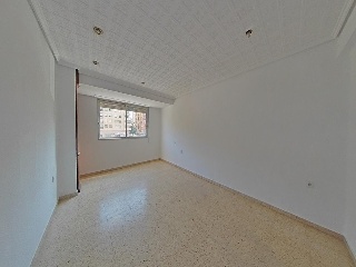 Vivienda en C/ Bernat Descoll 2