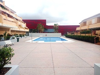 Piso en venta en Adeje de 68  m²