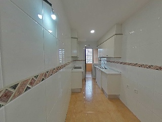 Vivienda en C/ Finestrelles - Girona - 23