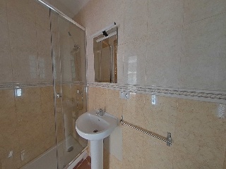 Vivienda en Av Dr. Peset Aleixandre - Valencia - 40